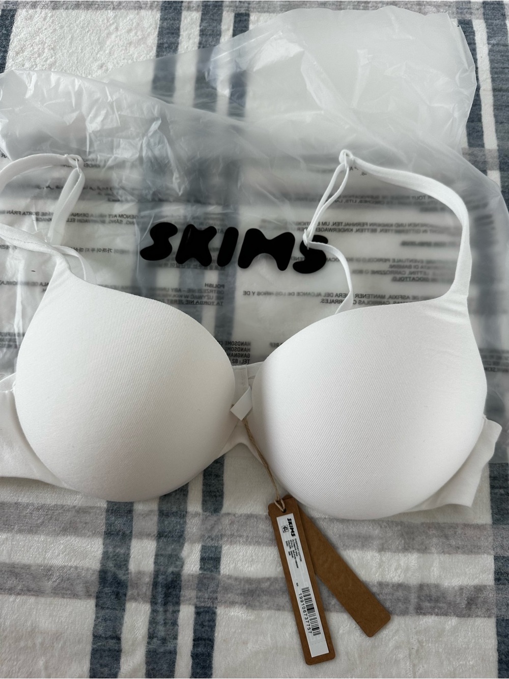 SKIMS Everyday Cotton Ultimate Bra in Snow